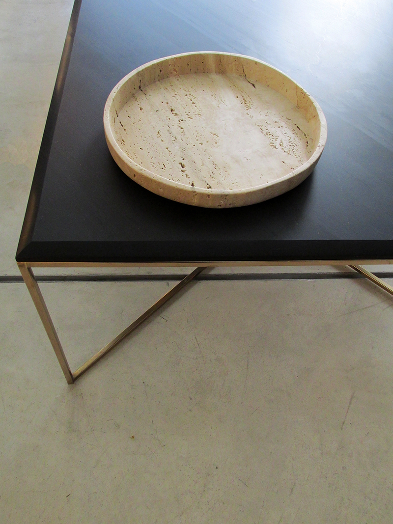 center plate on table